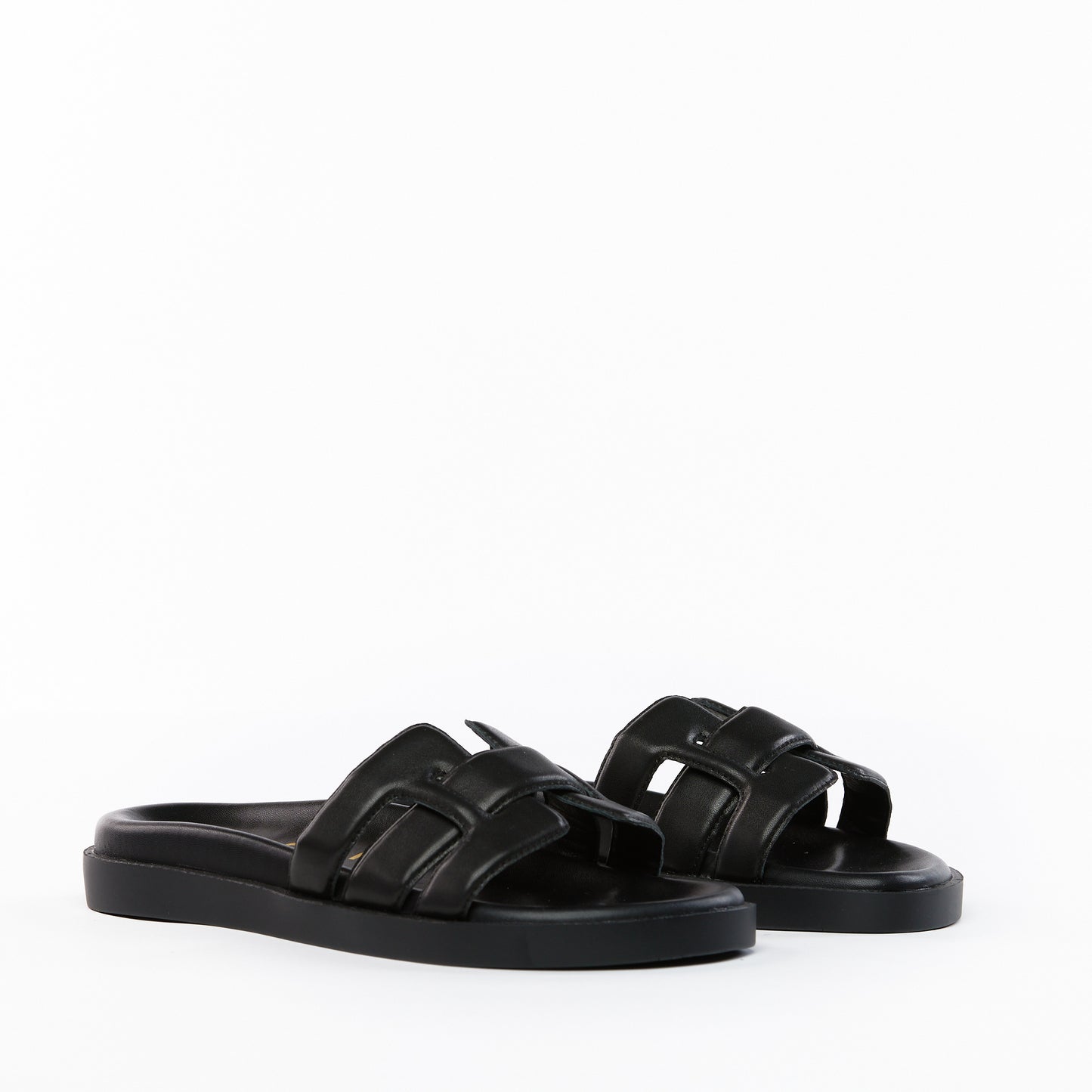 CAPRI Black