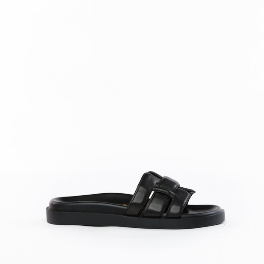 CAPRI Black
