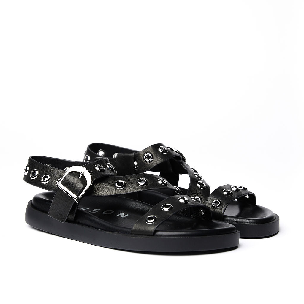 TULLUM Black