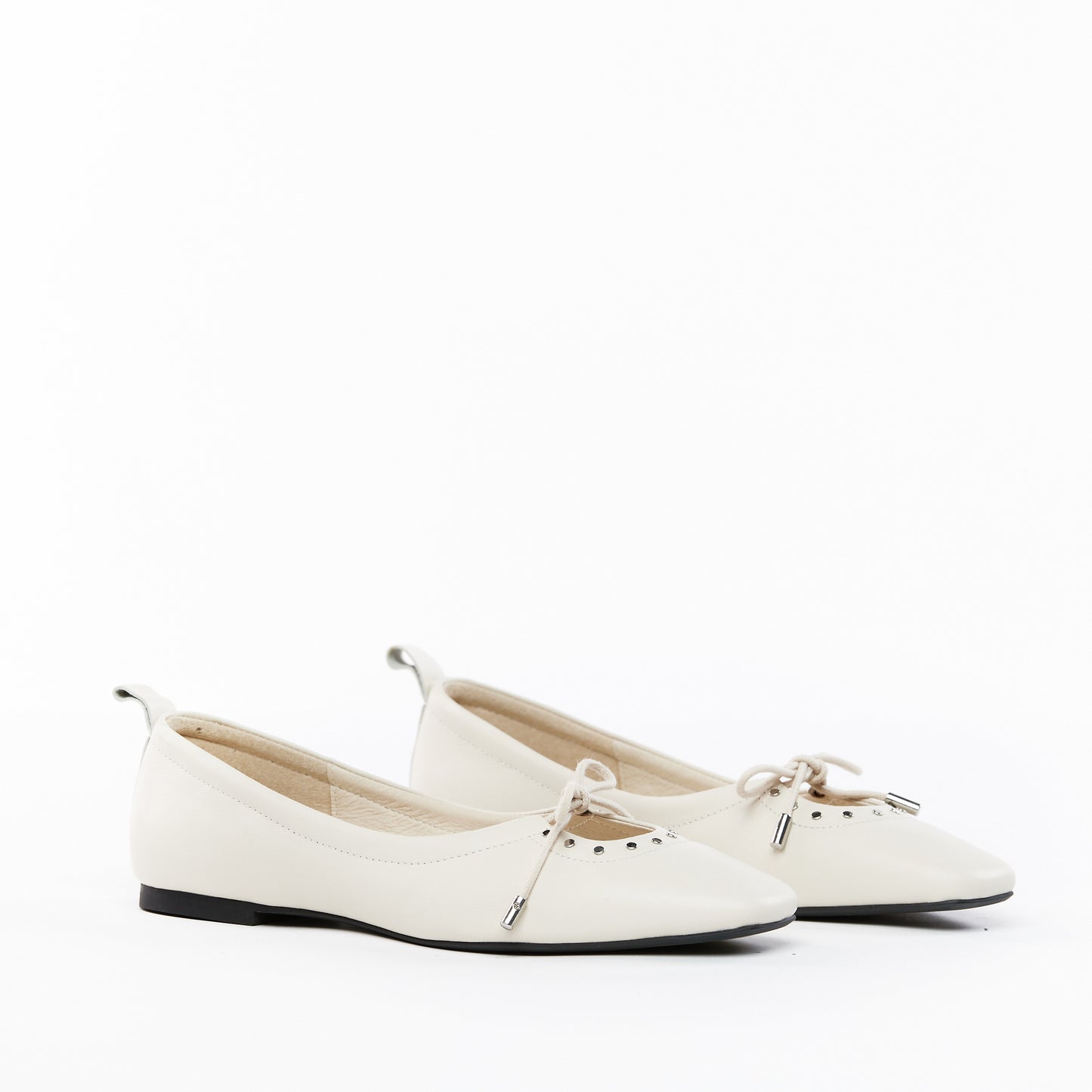 ZANZIBAR Ivory